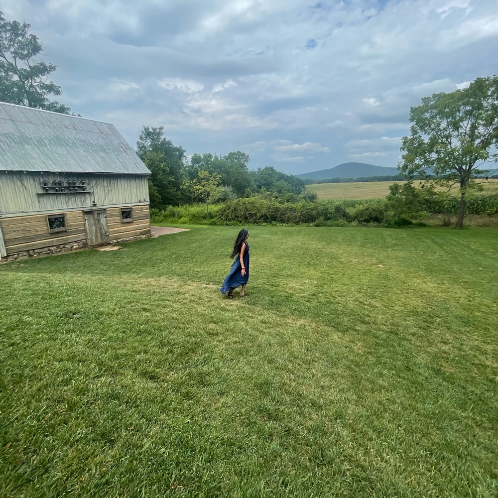 Meet your Posher, Shanti